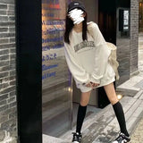 Gwmlk Harajuku Streetwear Sweatshirt for Women Black White Oversized Letter Print Hoodies Woman Loose O-Neck Hoody Clothes